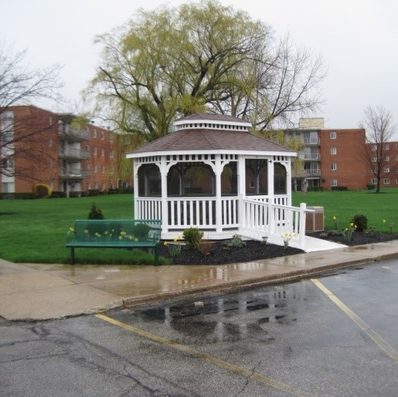 Senior affordable j s management cleveland oh